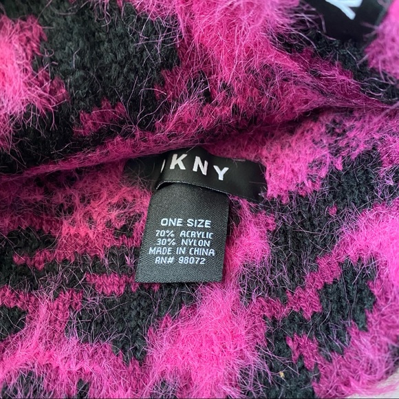 Women’s Fuzzy Animal Print Beanie Leopard Print - Picture 4 of 5